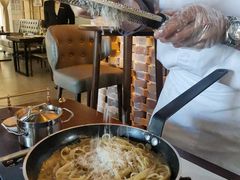 -卡普里披萨·牛扒·下午茶