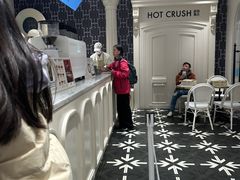 -HOT CRUSH趁热集合·现烤面包(环球港店)