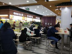 大堂-户部巷小吃(中商徐东平价广场店)