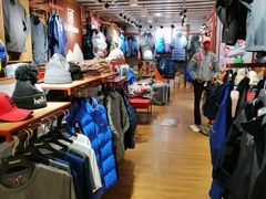 -第5大道精品休闲购物广场
