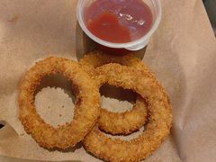 -必胜客(WOW南雄店)