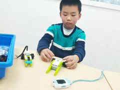 -斯坦星球青少儿编程机器人科学积木拼搭思维专注力科创竞赛规划(武汉凯德西城学习中心)