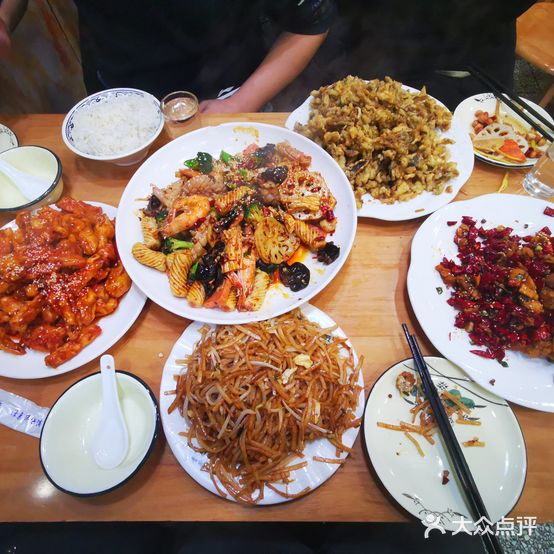 彭娟川菜馆(气化店)