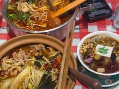 -石榴姐•山城小馆(创始店)