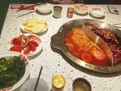 -红九格老火锅(三峡广场店)