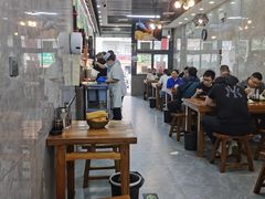 -穆彦华逍遥镇胡辣汤(岗坡路店)