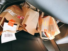 -麦当劳(南京路2店)