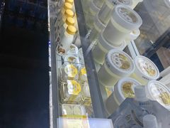 -正飞鲜奶(吐鲁番路店)