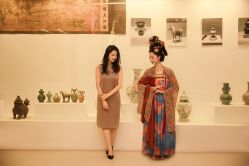 点击看大图 -美云庭古装·格格服汉服·京城旅拍(北京店)