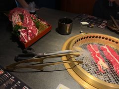-铭牛烧肉·和牛海鲜自助(高新月牙湖店)