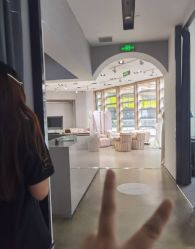 -欣薇婚纱(新源乐汇城店)