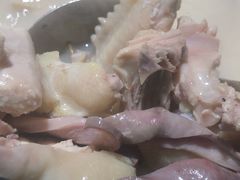 -洪氏嗨捞·广东猪肚鸡·椰子鸡火锅(西咸万象城店)