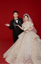 点击看大图 -挪娅婚纱摄影皇家会所