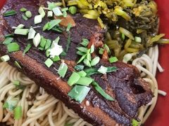 -小龙大肉面馆