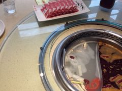 手切鲜羊肉-蜀留香火锅·始于1999·原四川老火锅(白堤路店)