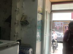 门面-老字号正宗四川麻辣烫(重庆路店)
