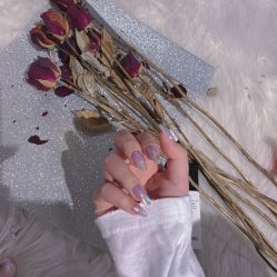 -雪奈传统美甲美睫