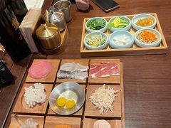 -银米·云南传统过桥米线(双廊黑金冠店)