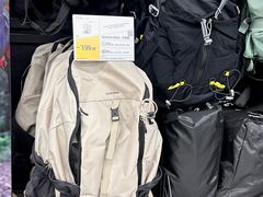 -迪卡侬(南二环店)