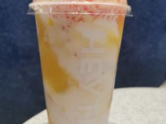 -喜茶(北京华贸购物中心店)