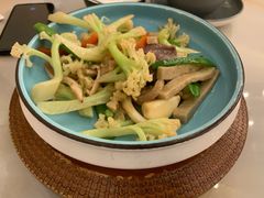 阳江小盆菜-先记烧鹅王·本地粤菜(福永店)