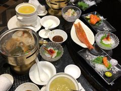 -半岛翡丽海鲜自助餐厅(观风亭店)