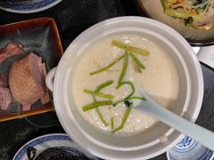 民国美龄粥-南京大牌档(新街口德基广场店)