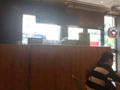 -肯德基(盘龙奥莱店)