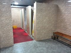 更衣室-南山科技园文体中心羽毛球馆