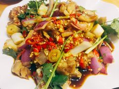 -二孃鸡爪爪(东风路总店)