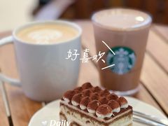 -星巴克臻选(莘庄仲盛店)