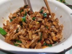 -彭耕记猪油炒小菜(吉联mall店)