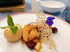 宫爆虾球配成都麻圆-南堂館川菜文化餐厅(天府店)