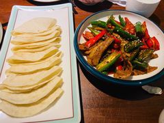 辣椒小炒肉-意满花千醉(金茂览秀城店)