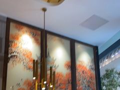 -爱碗亭·鲜炒湖南菜(壹城中心店)