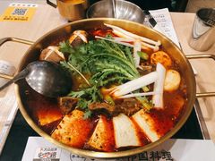 火山牛脊骨锅-The bon House李本家韩国料理(玉林生活广场店)