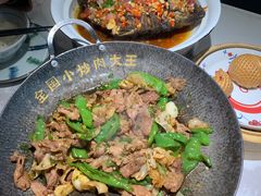 -费大厨辣椒炒肉(黄兴中心广场店)