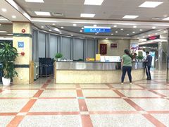 一楼总服务台-南山图书馆(常兴路店)