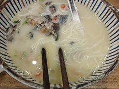 -鲜越鲜鱼粉(财富购物中心店)