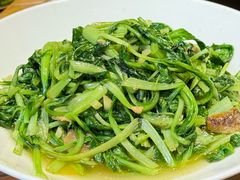 -黄泥岗·地道湖北菜(奥特莱斯店)