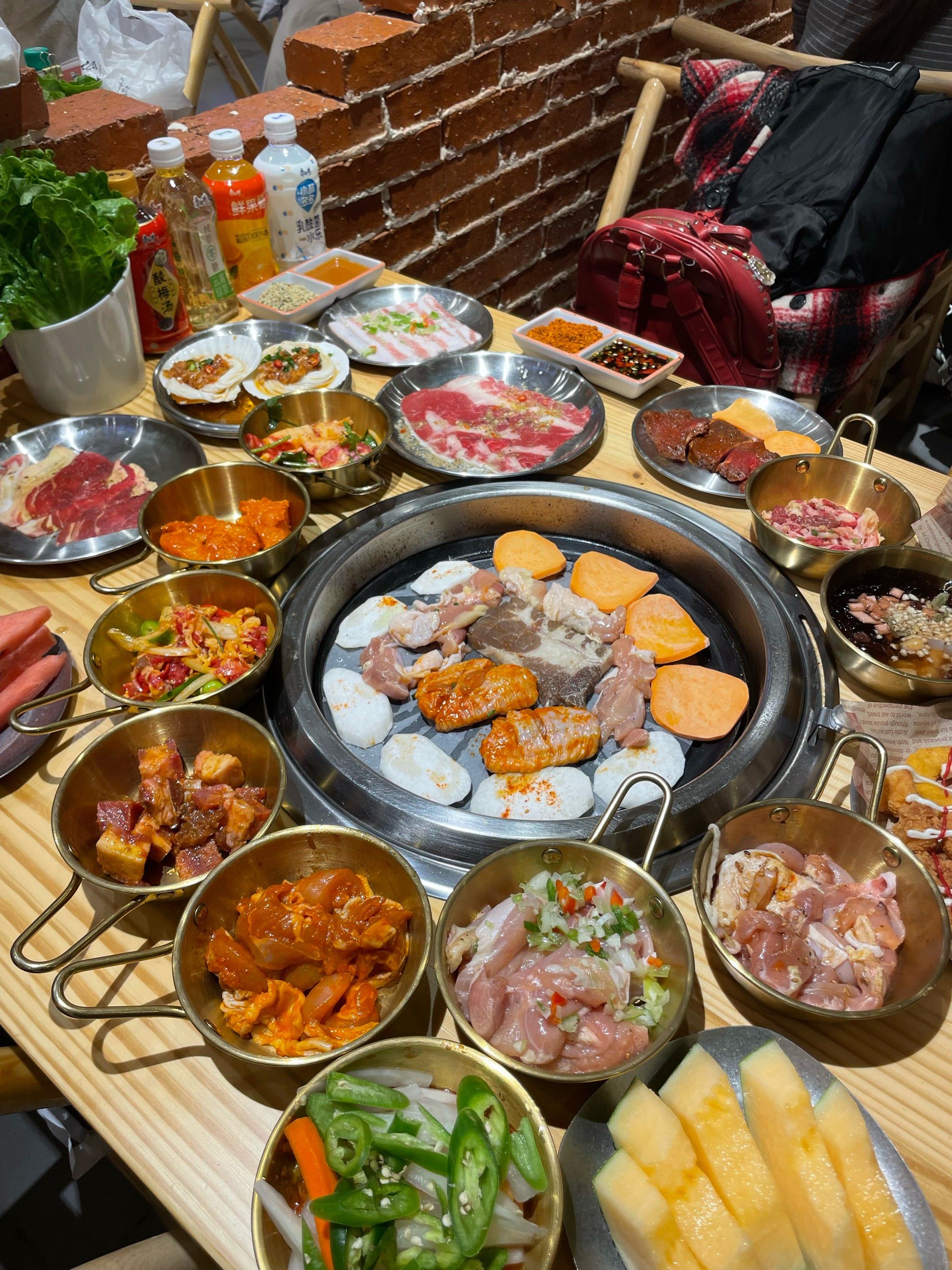 南京龙湖天街大排场龙的自助烤肉