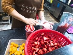 -十二中草莓冰·红豆沙冰屋(十二中店)