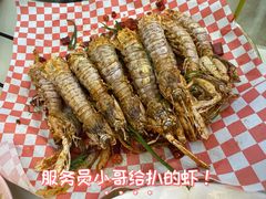 -覃记海鲜美食餐厅