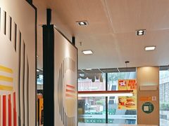 -麦当劳(轻轨曹杨路店)