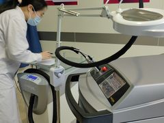 -复旦大学附属华山医院(浦东院区)