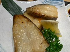 -虹料理·日料放题(悠方店)