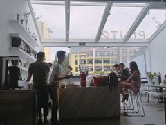 -UNI UNI(环亚凯瑟琳店)