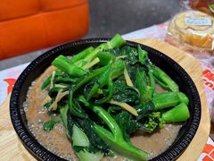 -威记烧嘢·南宁烧烤·超级生牛(绿地店)