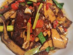 -绿草地·湘菜(7mall店)