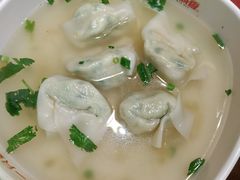 -南城香·饭香串香馄饨香(红军营店)